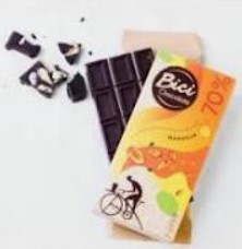 Barra de chocolate oscuro con trozos de naranja confitada